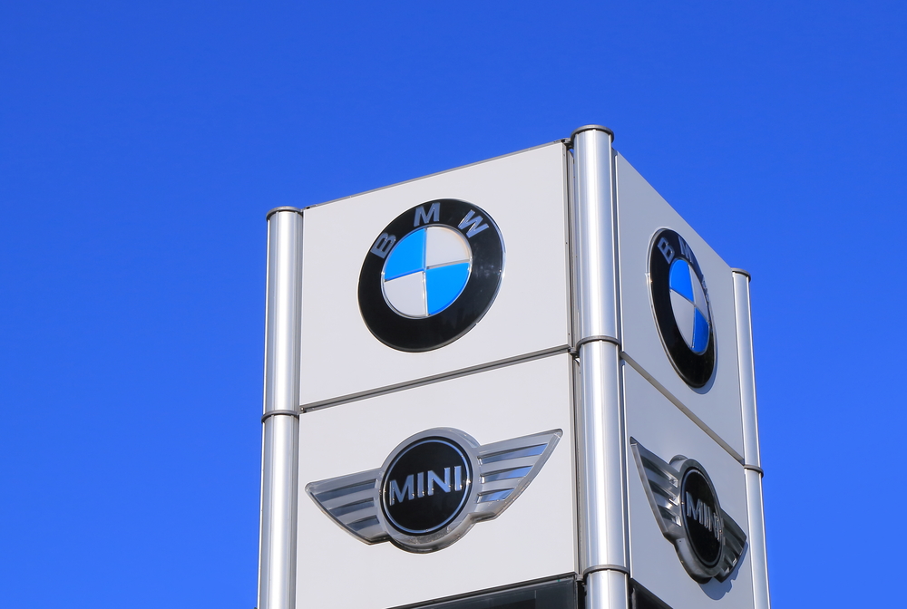 BMW & MINI: What’s the Connection? - Motorwerkes - BMW-certified technician